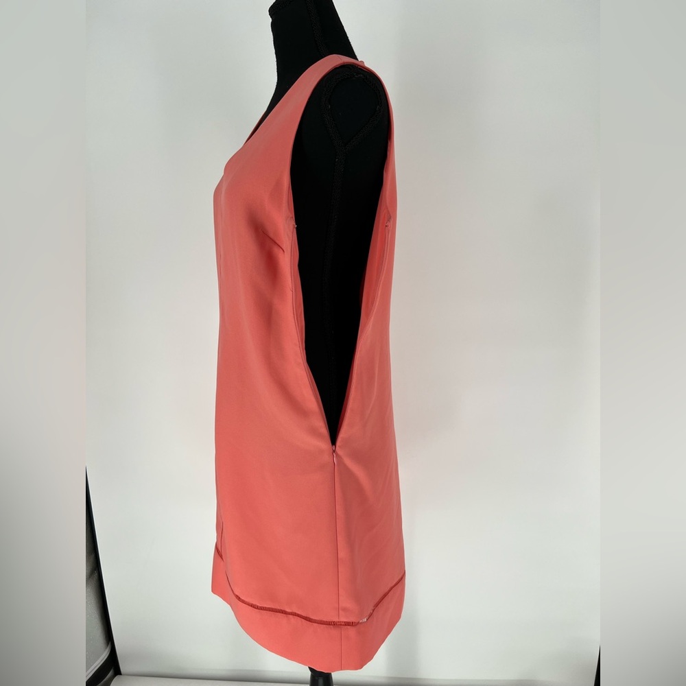 BANANA REPUBLIC CORAL SHEATH DRESS NWOT V NECK, SIDE ZIPPER, FULLY LINED - Picture 5 of 9